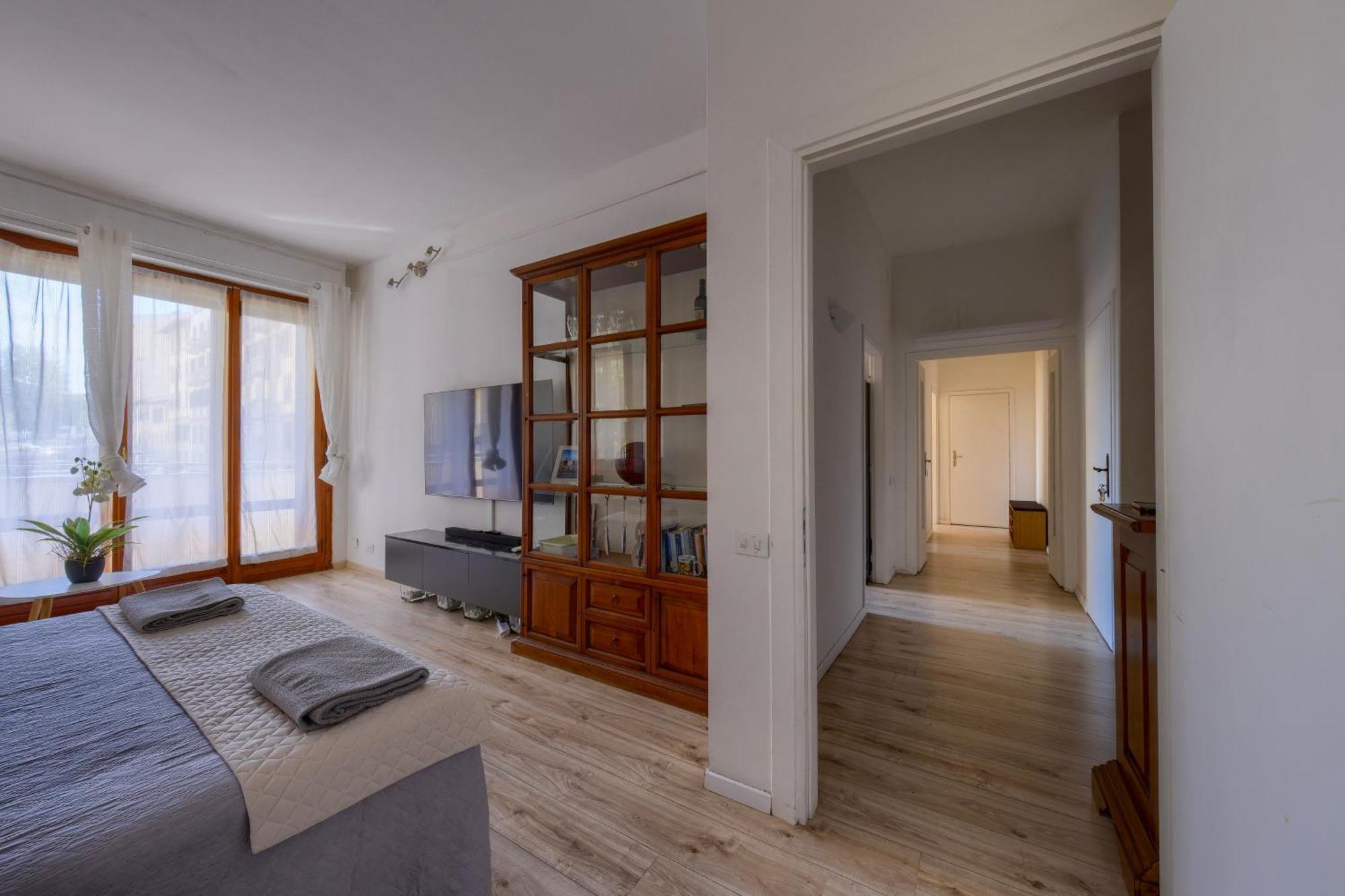 Show Me 2 Bedroom Duomo & Airport Tram Appartamento