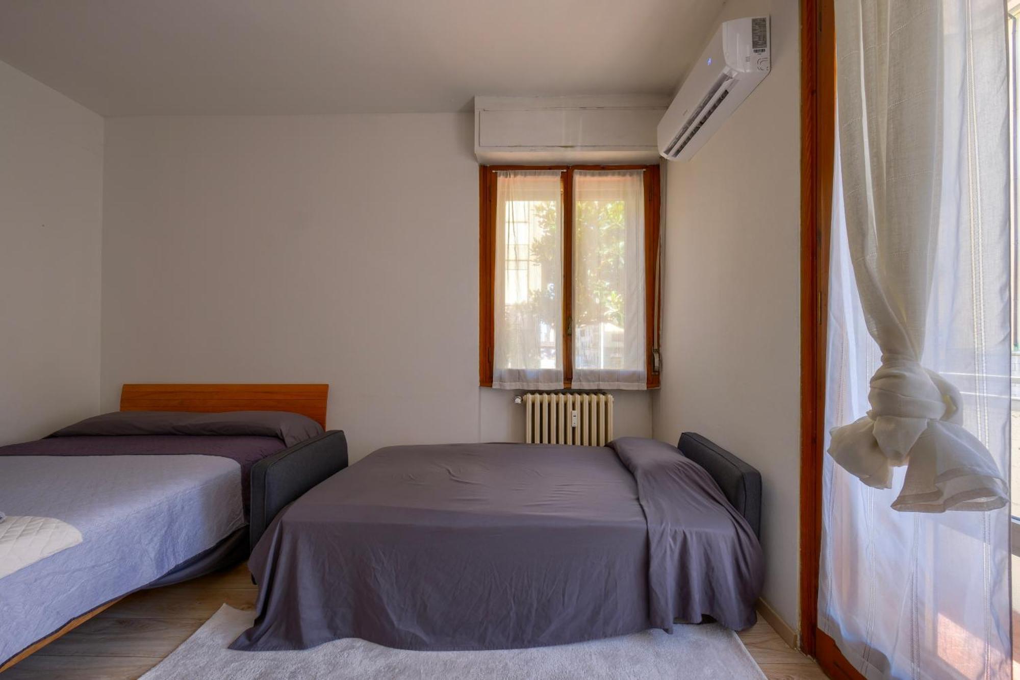 Show Me 2 Bedroom Duomo & Airport Tram Appartamento Firenze